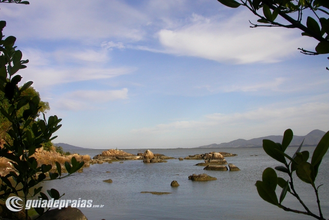 Continente - Praia do Meio | Foto de g