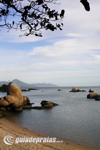 Continente - Praia de Itaguau | Foto de g