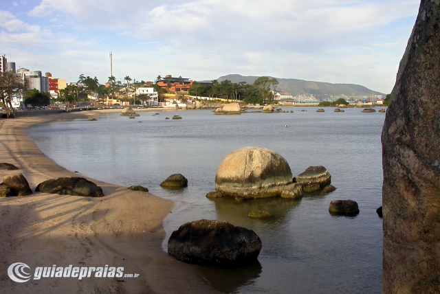 Continente - Praia de Itaguau | Foto de g
